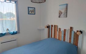 Royan, Vaux Sur Mer, Quartier Pontaillac, 2 Pas Des Plages